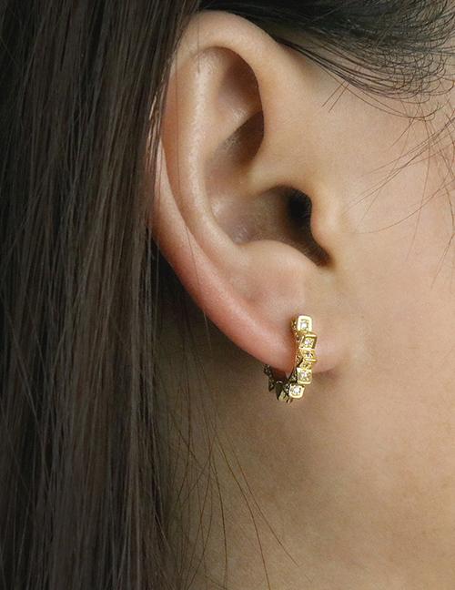 Fashion Gold Brass Gold Plated Round Earrings With Diamonds