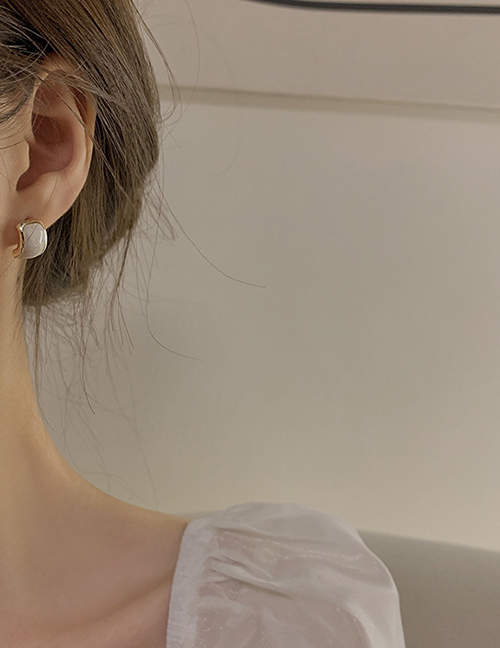 Fashion White Metal Drip Square Stud Earrings 