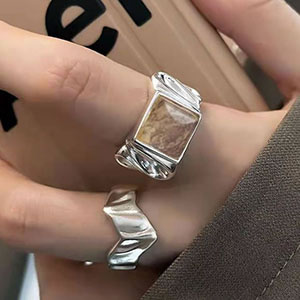 Fashion V Type Metal V-shaped Ring