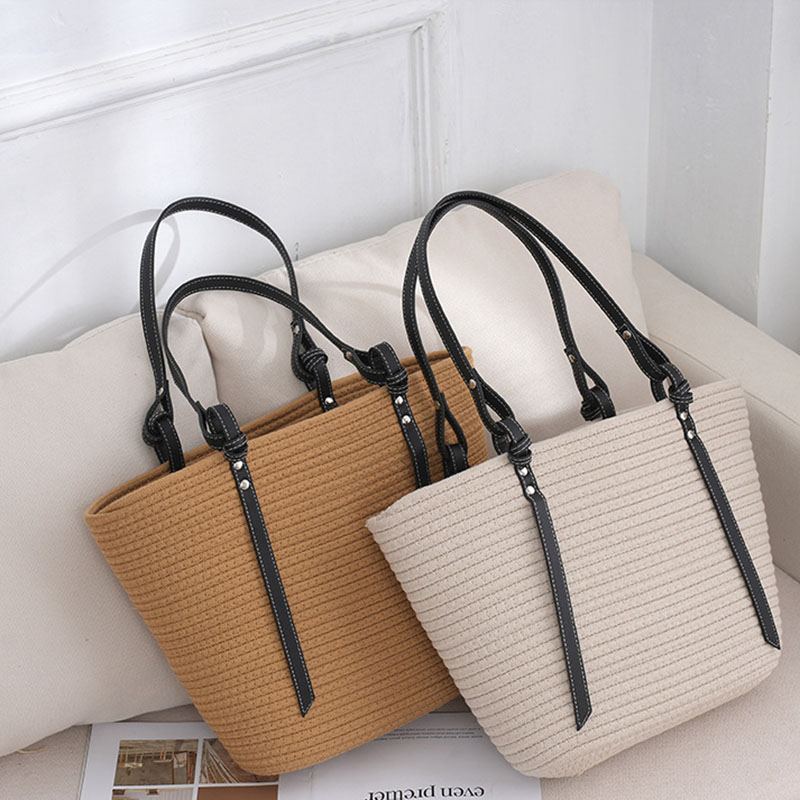 Fashion Style One Woven Large Capacity Shoulder Bag 
